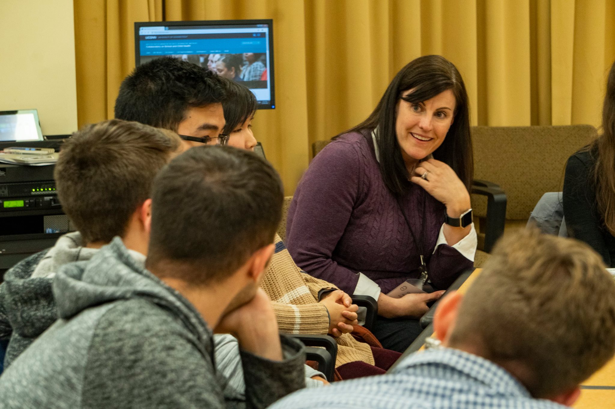 Lisa Sanetti in breakout session with UConn students