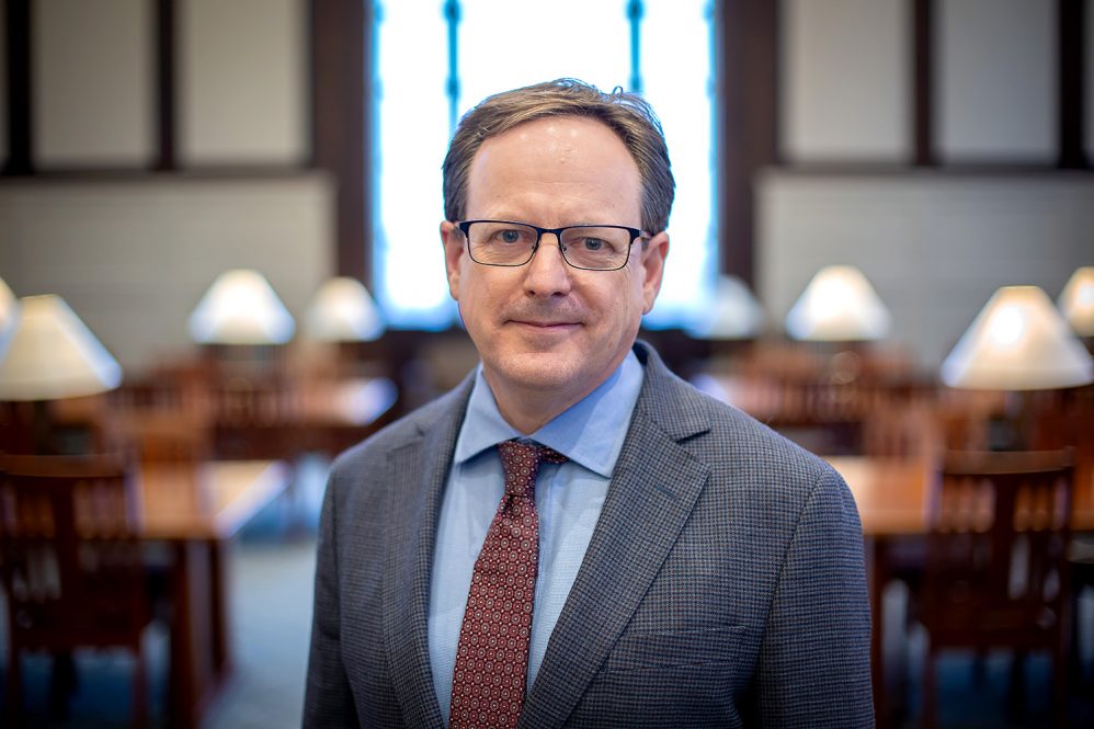 Derek Houston headshot class=